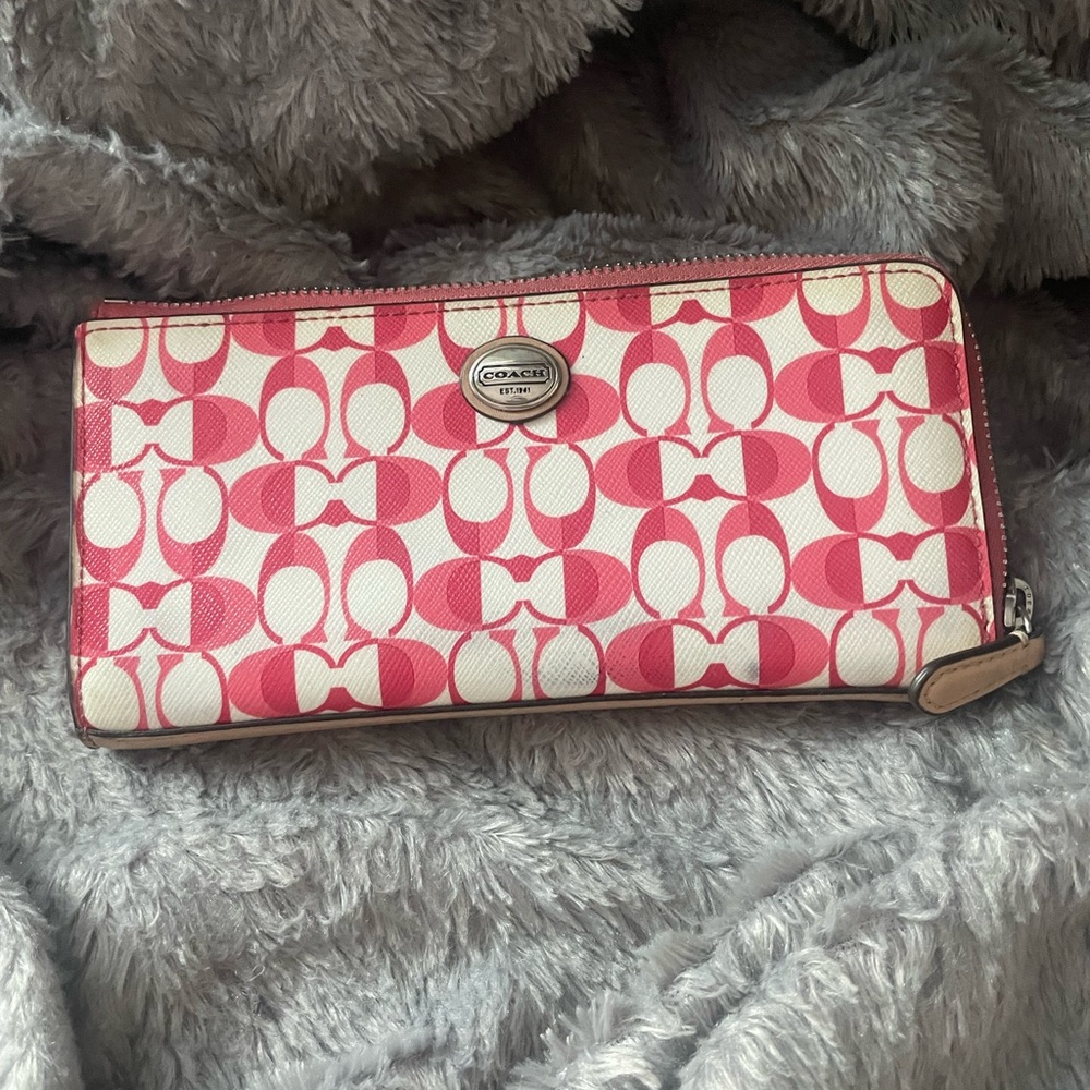 Cute, Coach wallet.